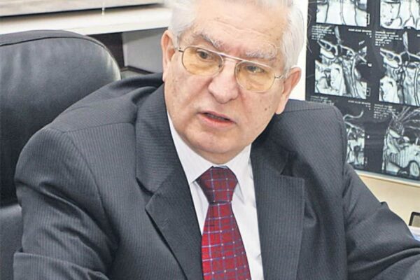 prof-vlad-ciurea:-scrieti-cat-mai-mult-de-mana.-este-extraordinar-cum-tot-creierul-lucreaza