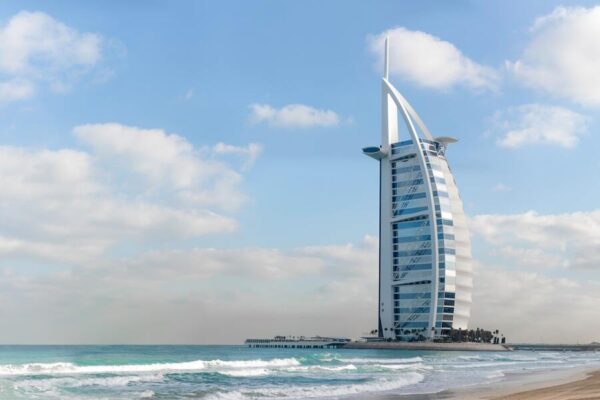 Calatorie in Dubai – TOP 5 motive pentru a descoperi orasul