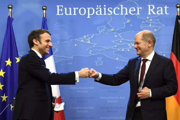 Relațiile slabe dintre Franța și Germania încetinesc deciziile cheie în UE