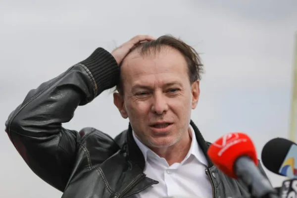 Florin Cîţu, reacţie întârziată după ce DNA a început ancheta împotriva sa: „Voi cere colegilor să voteze pentru ridicarea imunităţii”. Toţi liderii PNL au anunţat deja că vor vota pentru ridicarea imunităţii