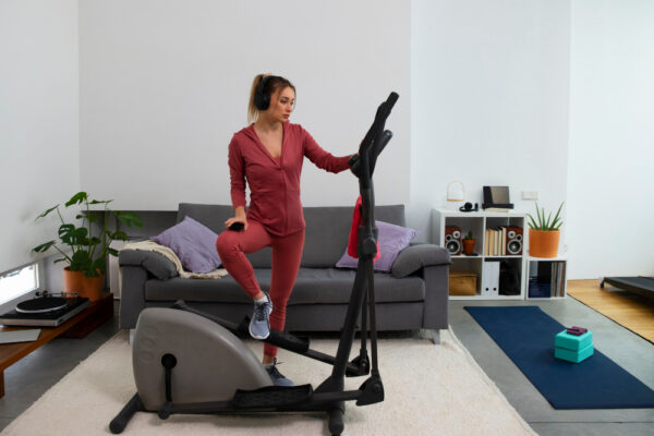 Cum să cureți corect echipamentele de fitness de acasă