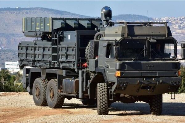 Israelul vrea să construiască în România fabrici de armament, de la pistoale la tancuri. Care e miza