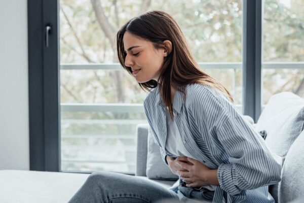 Aciditate gastrică: Cauze, simptome, prevenție