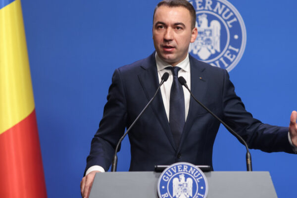 Guvernul vrea să blocheze transferurile și detașările între instituții, confirmă ministrul Ivan