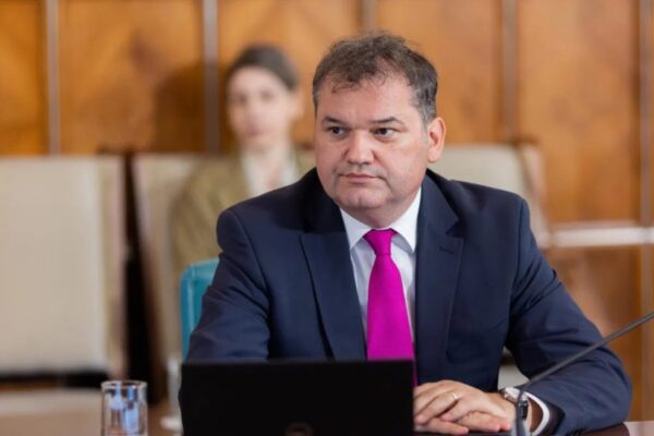 Cseke Attila: 40.000 de posturi vor fi tăiate în administrația locală, impact de 2,2 mld. lei anual