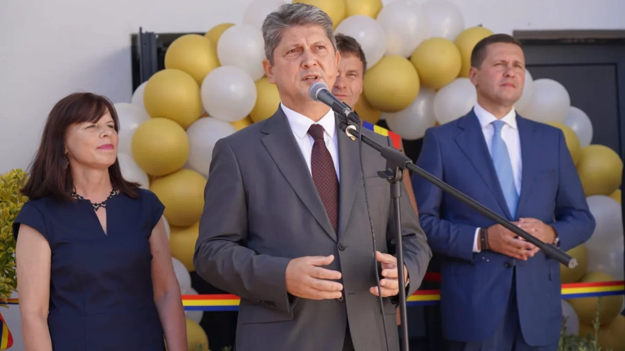 Titus Corlățean