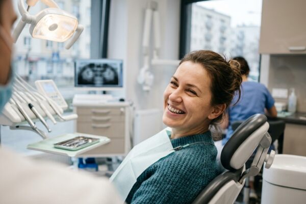 Profilaxie dentară în București - Cum previi problemele dentare înainte să apară
