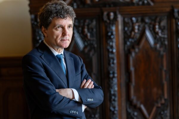 Nicușor Dan anunță eșecul negocierilor pe legea salarizării: Partidele își asumă pierderea celor 770 de milioane de euro din PNRR