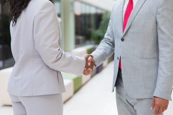 Sponsorizările făcute de companii: ce facilități fiscale pot fi folosite