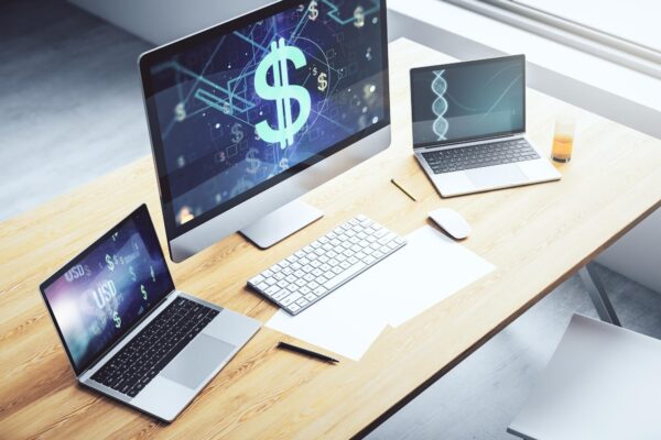 Alternativele open source la software-ul plătit: cum economisești fără să sacrifici calitatea