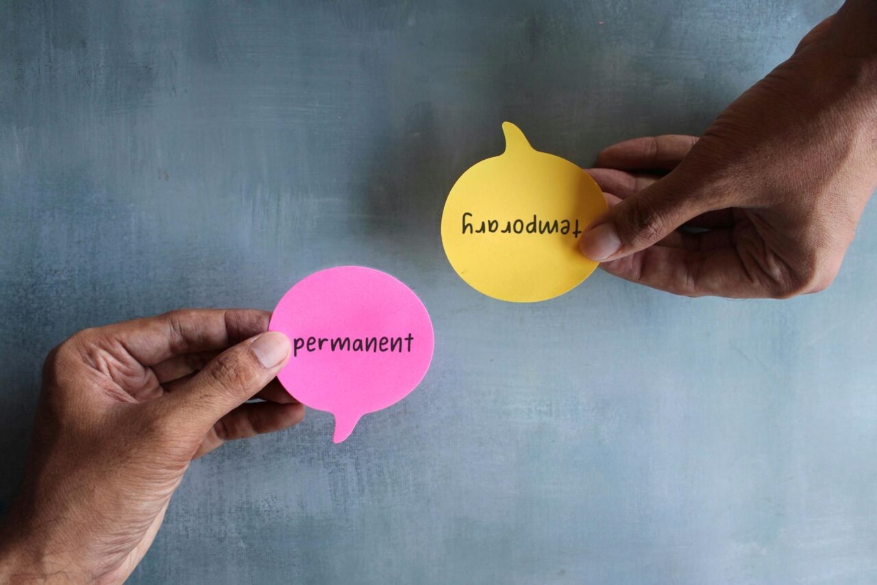 Angajat sau colaborator pe PFA? Diferențe de taxe și riscuri pentru companie