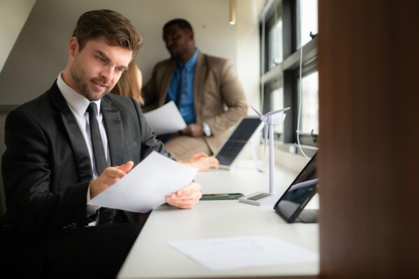 Beneficiarul real al firmei: când trebuie depusă declarația