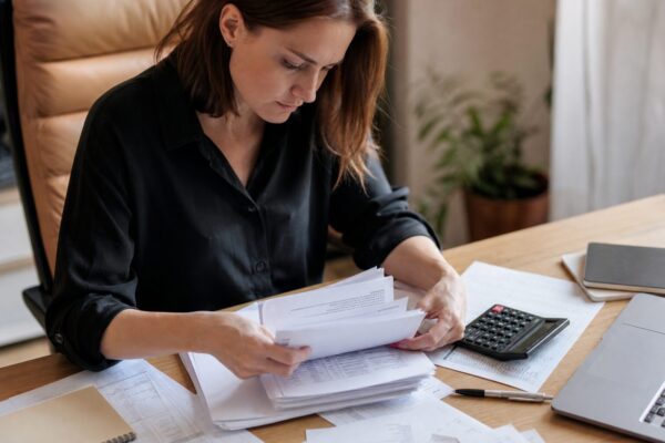Calendarul fiscal al unei firme cu finanțări: cum organizezi plățile și declarațiile